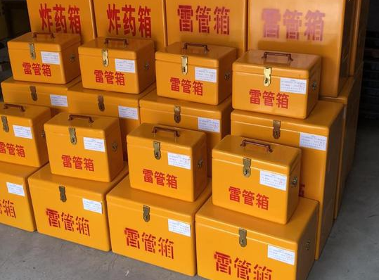 吴川玻璃钢雷管箱的使用寿命一般是多少？